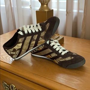 Coach Yolanda sneakers!